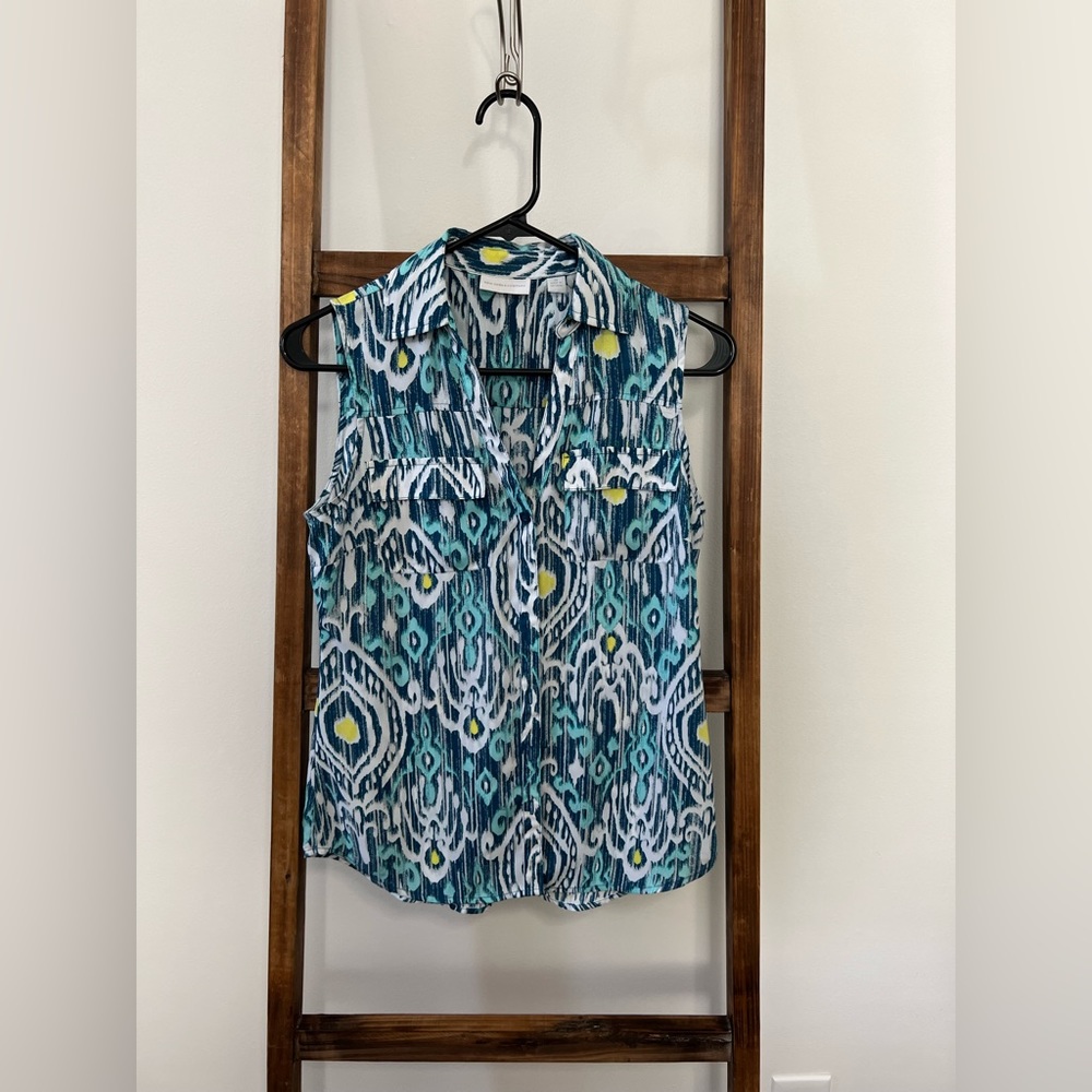 NY&Company collard button down tank top